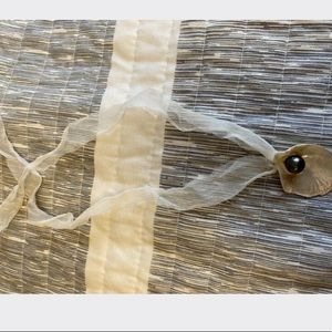 Black pearl necklace